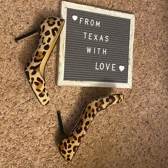 Kate Spade Karolina Leopard Round Toe Pumps Sz 8.5 - Picture 3 of 7